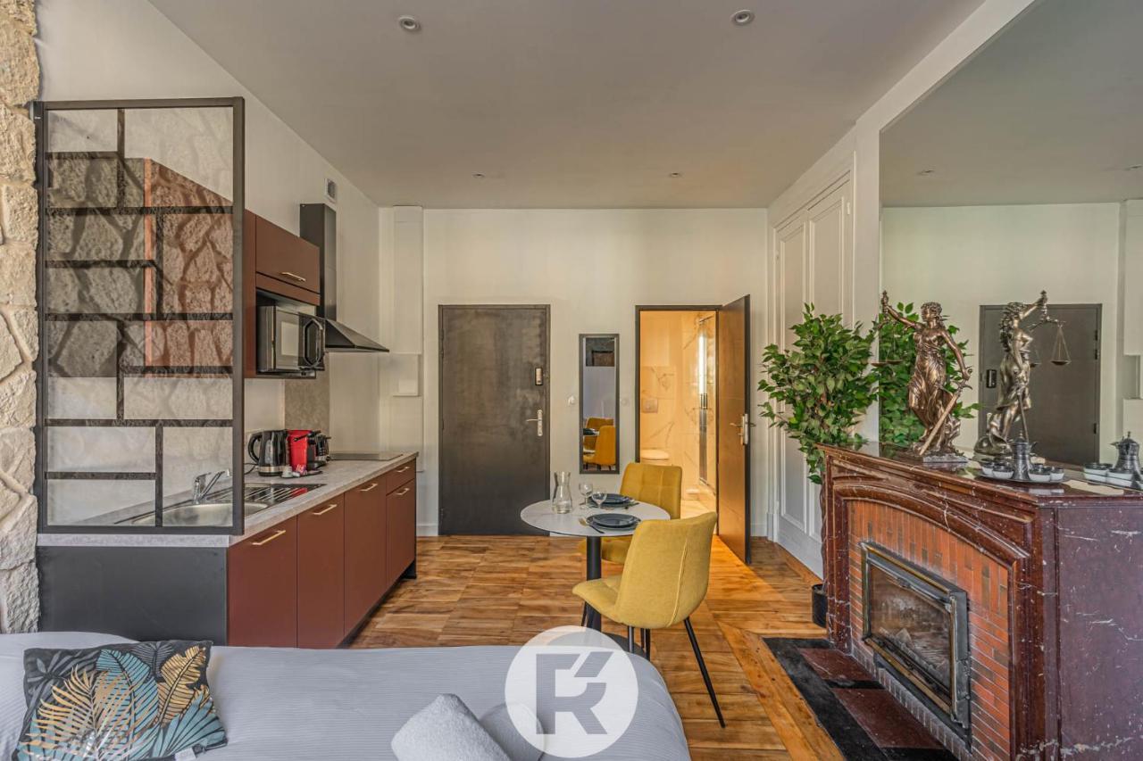 R'Apparts Studio Chic Des Quais Grenoble Exterior foto